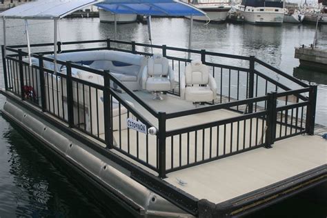 Review Of How To Replace Pontoon Fence Paneling 2022