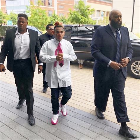 Tekashi69 Spotted Limping To Court After Getting Beat Up In Jail