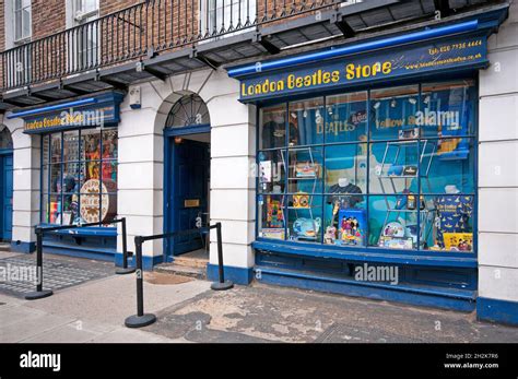 London Beatles Store In Baker Street London England Stock Photo Alamy