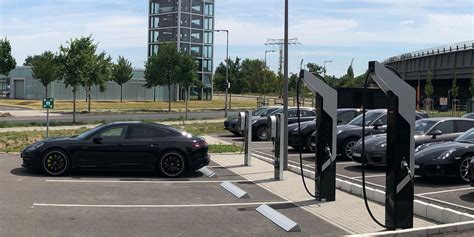 porsche connects its first ultra fast 800 volt charging station to the grid ahead of the taycan
