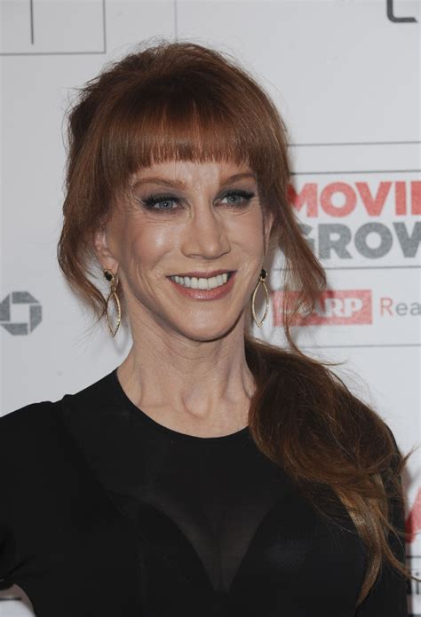 Born in chicago, illinois, she moved in 1978 to los angeles, where she studied drama at the lee strasberg theatre and film institute and became a member of the. KATHY GRIFFIN at 15th Annual Movies for Grownups Awards in ...