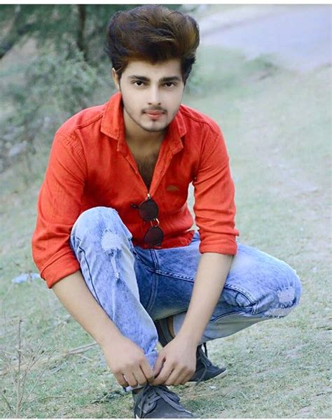 Smart Boys Pics New Love Shayari Images