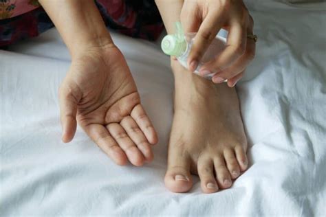 9 Unexpected Health Benefits Of Foot Massage Lifehack
