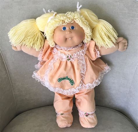Lot Of 3 Cabbage Patch Dolls 1978 1982 Girls Blonde Hair Blue And Green