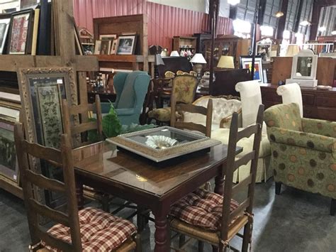 Supplying both the trade and retail. 29542642_343186422851563_3718024802360617019_n | Consignment Furniture Emporium, Inc.