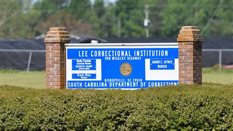 South Carolina prison scandal: Who are the officials charged?