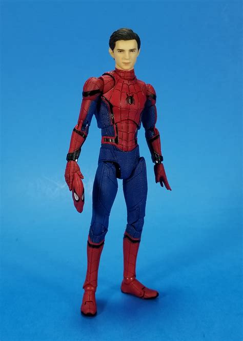 Medicom Mafex Spider Man Homecoming Video And Quick Pics The Fwoosh