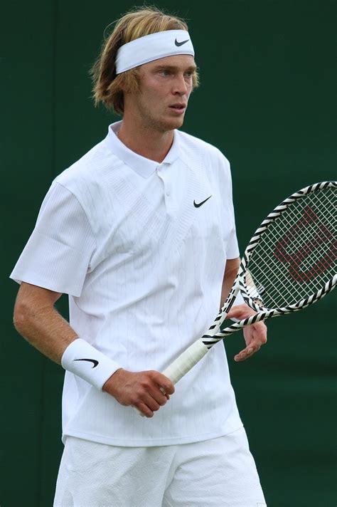The saviour is full of kindness and attention, paul is presented as a deep thinking philosopher while michael. Andrey Rublev : Classement ATP du tennisman russe