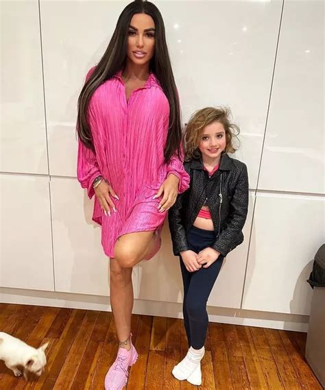 Katie Prices Simple Birthday Tribute To Daughter Bunny As She Turns 9 Ok Magazine
