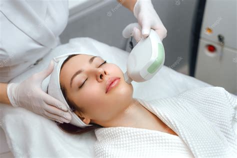 Premium Photo Hardware Cosmetology Cosmetology Face Procedure