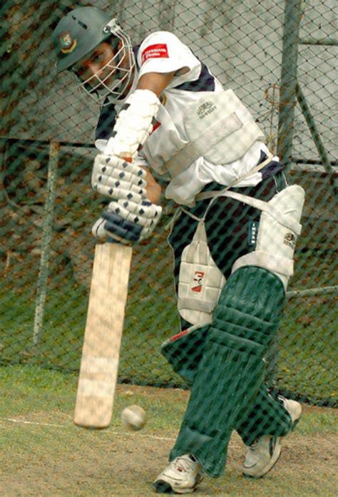 Ian Bell faces the press | ESPNcricinfo.com