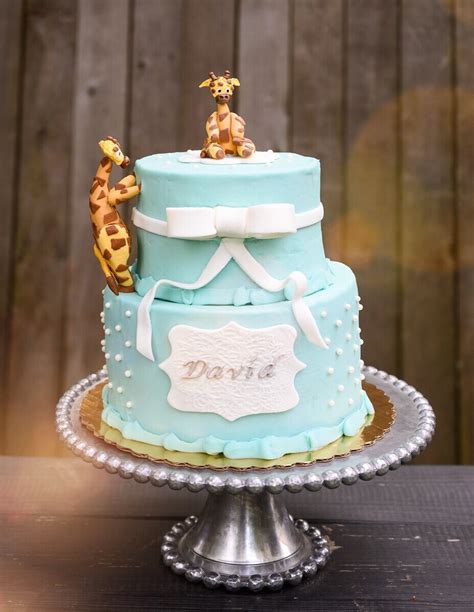 Giraffe Baby Shower Cake — Food Styling