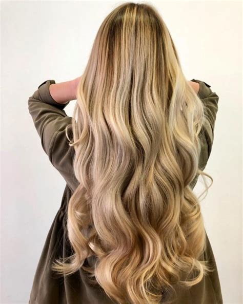 To go this, separate the upper part of the wavy hair is pulled back and tied in a loose low pony. 24 Long Wavy Hair Ideas That Are Freaking Hot in 2018