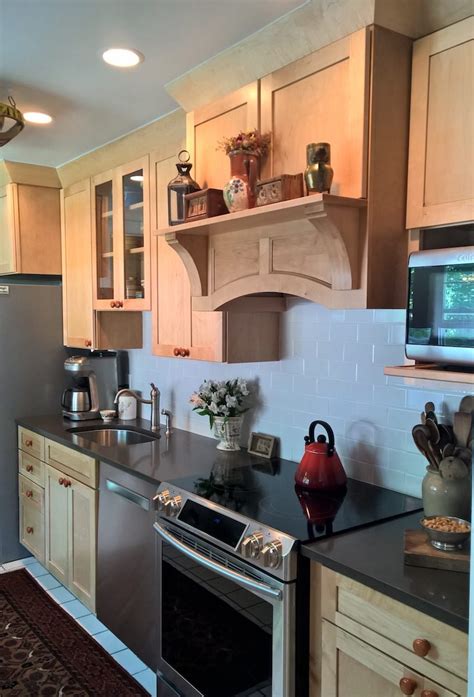 Discover the best designs in this gallery and try out your favorite! Claymont Custom Kitchen Cabinet Design | Holcomb Cabinetry