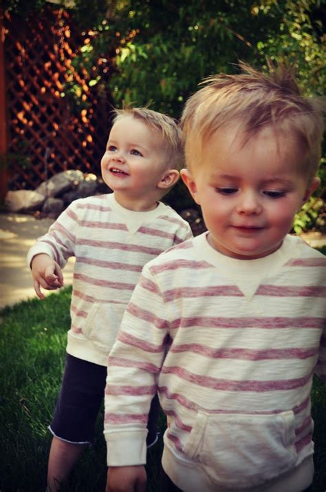 Pin By Online Jane On Identical Twins Twin Baby Boys Cute Twins