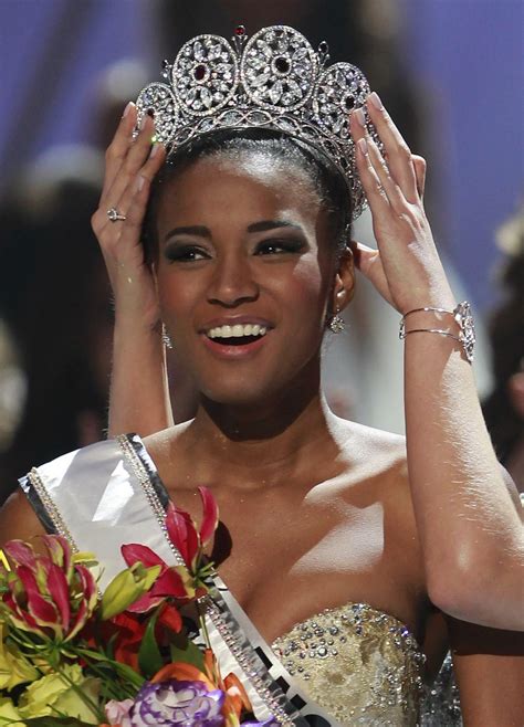 Leila Lopes The Miss Universe 2011 Defeating 88 Costestants In 60th