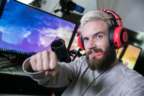 Pewdiepie Returns To Horror Games With Phasmophobia Essentiallysports