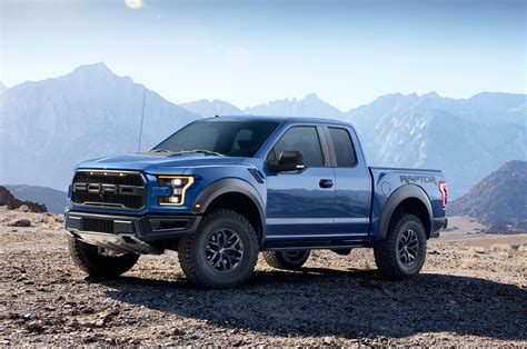 Enfin La Puissance Du Ford F 150 Raptor 2017 Luxury Car Magazine