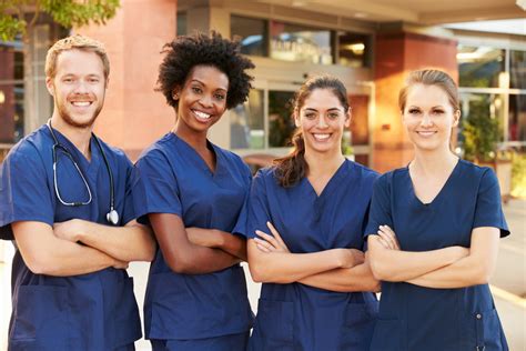 What Is A Cna Cna Duties And Responsibilities