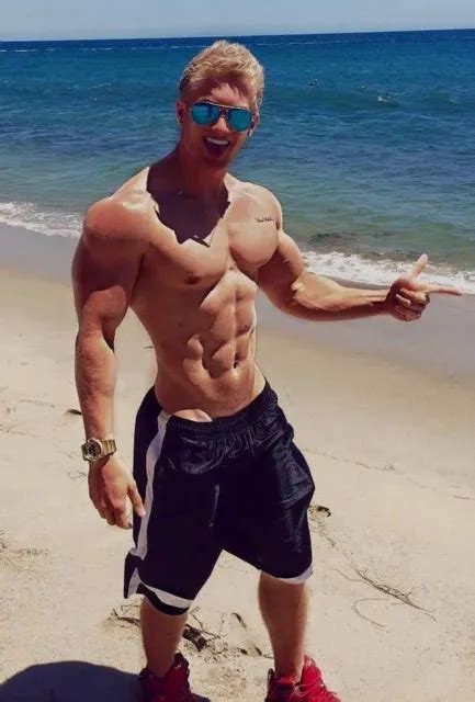 Shirtless Male Beefcake Muscular Blond Haired Ripped Beach Dude Photo X D Picclick