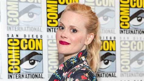 Janet Varney News Rumors And Information Bleeding Cool News Page 1