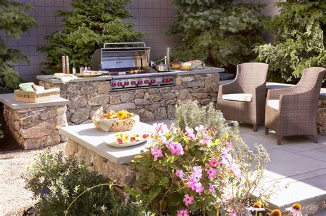 Get our best ideas for outdoor kitchens, including charming outdoor kitchen decor, backyard decorating ideas, and pictures of outdoor kitchens. Cool char broil 4 burner gas grill in Patio Tropical with Outdoor Built In Grill next to Built ...