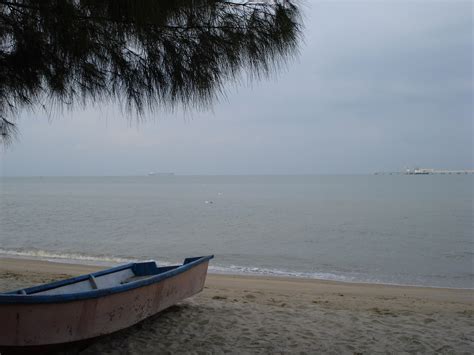 In addition, all guestrooms feature. STRAITS VIEW LODGE, MELAKA, MALAYSIA: PANTAI PUTERI