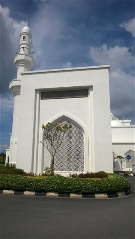 The city's administration is run by the seremban city council. Masjid Hussain Seremban 2 - Seremban