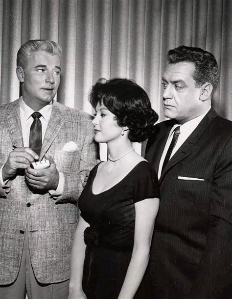 Watch full episodes of perry mason online, view video clips and full episodes on cbs.com. Pin by Cerveza on Perry Mason in 2020 | Perry mason tv ...