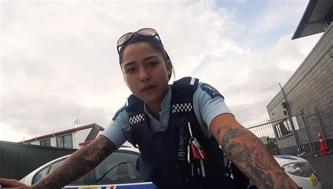 Nz Police Disappointed As Auckland S Hot Cop Goes Viral For Her