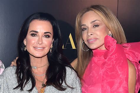 Heres Where Kyle Richards And Faye Resnick Stand Today TrendRadars