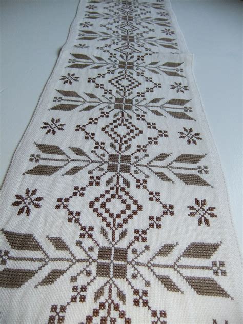 Vintage Swedish Fantastic Hand Embroidered Linen Table Runner By Table