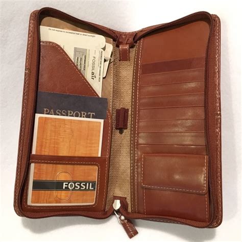 Fossil Clutch Wallet On Sale