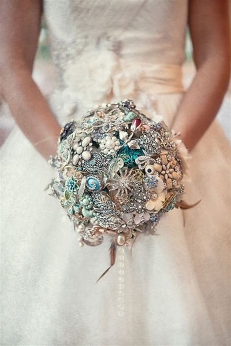 Like a splash of colour on a blank canvas, bridal bouquets artfully showcase the personality of a bride. Bright and beautiful - 18 stunning bridal bouquets ...