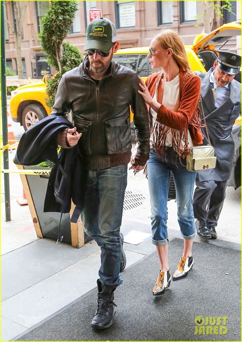 Kate Bosworth And Husband Michael Polish Go For A Romantic Central Park Stroll Photo 3104147