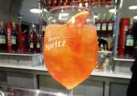 Wie Stellt Man Aperol Spritz Her Baghdaddys Hot Sex Picture