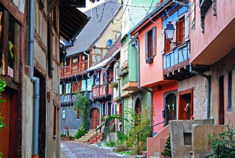 9 Charming Towns In France