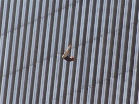911 Photos September 11 Images Of People Jumping Out