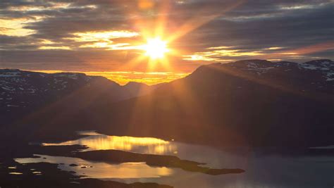 Take Your Photography To The Next Level Under The Midnight Sun Swedish Lapland