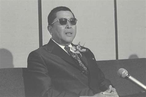 Membaca teks proklamasi dan menandatangani teks proklamasi kemerdekaan indonesia drs. tokoh pendiri ASEAN - YOEXPLORE, Liburan Keluarga