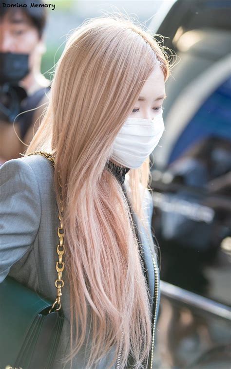 Blackpink members profile, age, height, songs & facts: Blackpink - Rosé. | Wanita, Gadis korea, Rambut