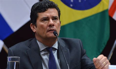 Find the perfect sergio moro stock photos and editorial news pictures from getty images. Ex-juiz Sergio Moro anuncia demissão do Ministério da ...
