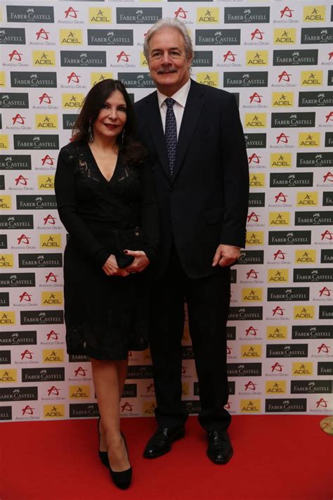 Özilhan, enflasyonu bu işin şeytanı olarak görüyorum dedi. Boğaz'da gurur gecesi - HT Kulüp Galeriları