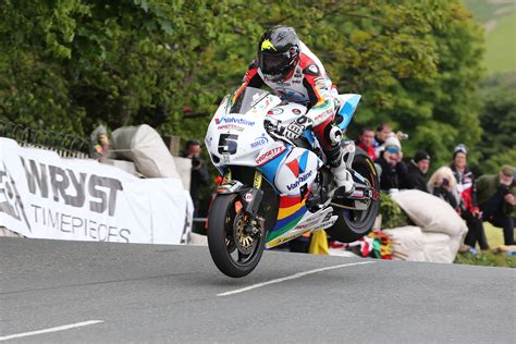 Iom Tt Anstey Wins First Superbike Race On The Isle Of Man
