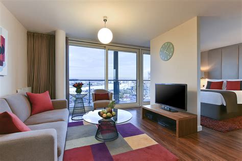 Waterfront Studio Apartments Fraser Place Canary Wharf