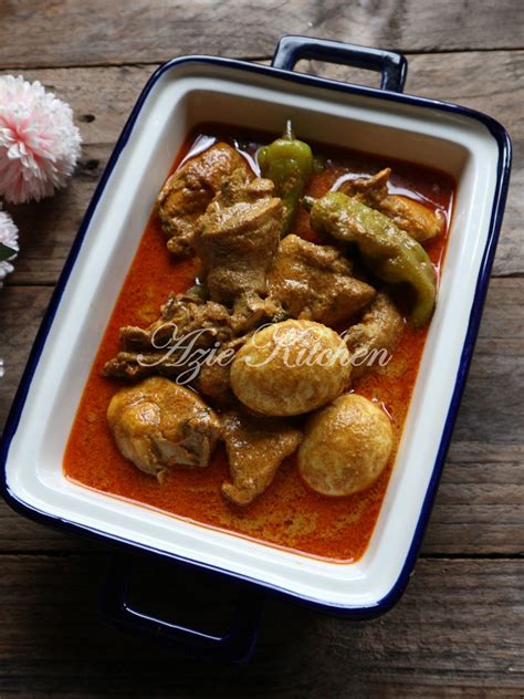Kari ayam is a great way to mix up your curry repertoire. Gulai Ayam Kelantan - Azie Kitchen