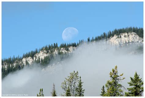 Moon Setting Over The Canadian Rockies Taken Near Nordegg Flickr