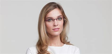 Das unternehmen führt zahlreiche filialen, bietet jedoch keinen eigenen onlineshop an. Brille: Fielmann | BD 346 CL | PINK ROSE | Damenbrillen ...