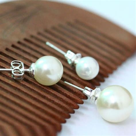 Natural Freshwater Pearl Earring With Silver Stud Earrings Mm