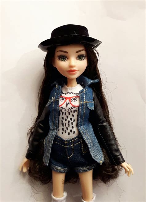 Smart is the new cool! Thoroughly Modern McKeyla: Project Mc2 Dolls